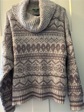 Dip-Women’s Cozy Fair Isle Cowl Sweater in Gray and Purple
